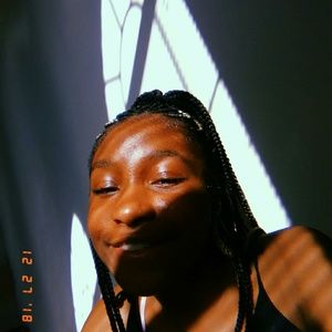 Meet your Posher, Atinuke